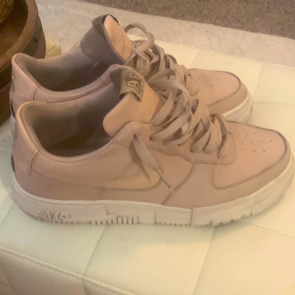 Nike, AIR FORCE 1, women’s size 10.5